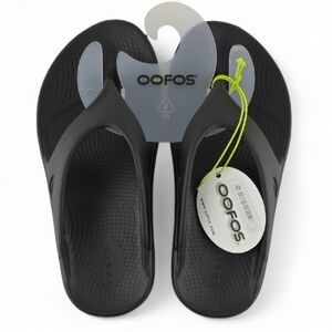 NWT OOFOS OOriginal Women's Black Recovery Thong Platform Sandals Size 5